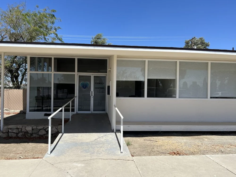 Exterior of the Family Health Centers clinic in Mendota, California